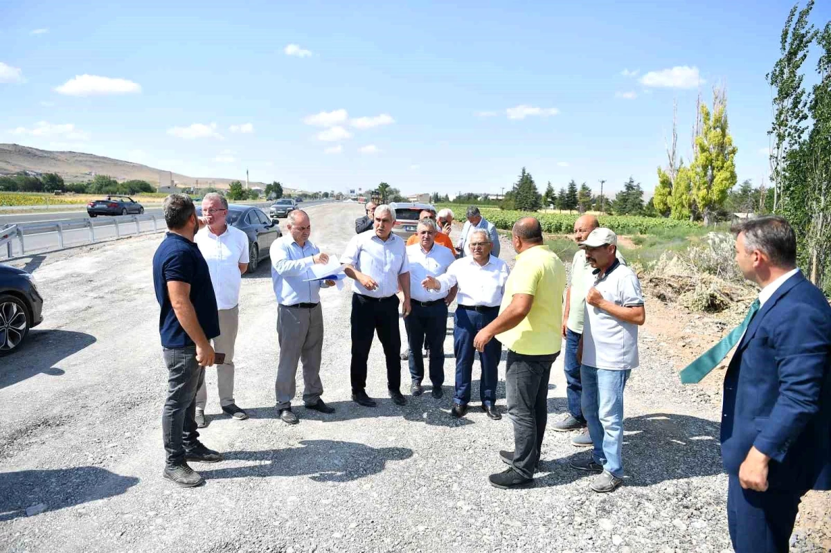Kayseri Büyükşehir Belediye Başkanı Yamula Patlıcanı Satış Yerlerini İnceledi